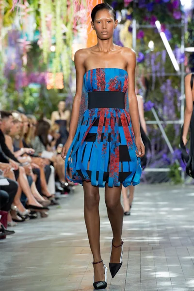 Look 37